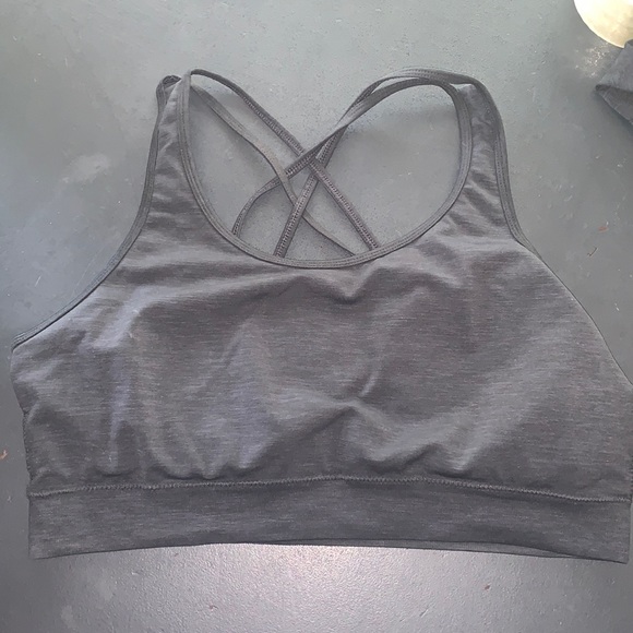 Alphalete Sports bra - Picture 1 of 4